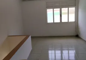 Foto 1 de Apartamento com 2 Quartos para alugar, 80m² em Paquetá, Rio de Janeiro