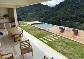 Foto 1 de Casa com 4 Quartos à venda, 195m² em Vargem Grande, Teresópolis