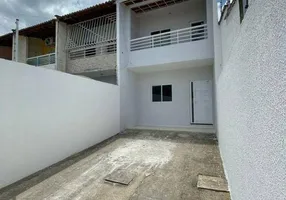 Foto 1 de Casa com 2 Quartos à venda, 83m² em Cágado, Maracanaú