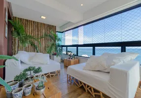 Foto 1 de Apartamento com 4 Quartos à venda, 238m² em Barra, Salvador