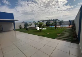 Foto 1 de Fazenda/Sítio com 4 Quartos à venda, 450m² em Centro, Mandaguaçu