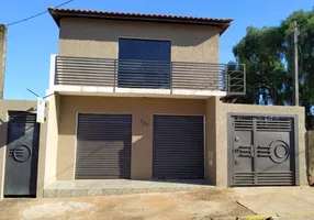 Foto 1 de Casa com 4 Quartos à venda, 230m² em Jardim Bela Vista, Rio das Pedras