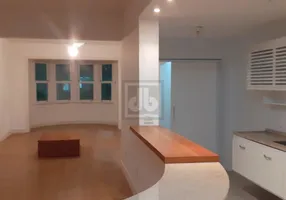 Foto 1 de Apartamento com 3 Quartos à venda, 130m² em Leme, Rio de Janeiro