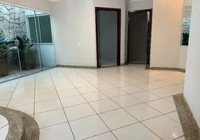 Foto 1 de Imóvel Comercial com 3 Quartos para alugar, 236m² em Cidade Jardim, Uberlândia