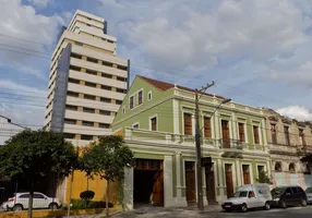 Foto 1 de Cobertura com 2 Quartos à venda, 123m² em Centro, Curitiba