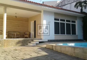 Foto 1 de Casa com 4 Quartos à venda, 228m² em Jardim Guanabara, Rio de Janeiro
