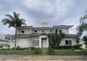 Foto 1 de Casa com 4 Quartos à venda, 295m² em Zona Industrial Norte, Joinville