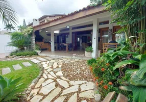 Foto 1 de Casa com 4 Quartos à venda, 194m² em Enseada, Guarujá