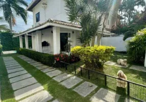 Foto 1 de Casa de Condomínio com 3 Quartos à venda, 220m² em Buraquinho, Lauro de Freitas