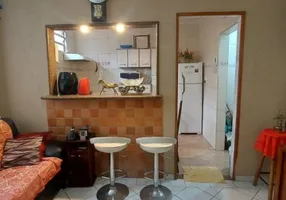 Foto 1 de Casa com 2 Quartos à venda, 75m² em Gonzaga, Santos