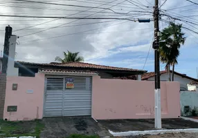 Foto 1 de Casa com 3 Quartos para alugar, 80m² em Pajuçara, Natal