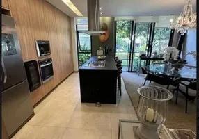 Foto 1 de Casa com 3 Quartos à venda, 210m² em Barra da Tijuca, Rio de Janeiro