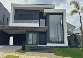 Foto 1 de Casa de Condomínio com 4 Quartos à venda, 120m² em Centro, Itapema