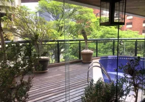 Foto 1 de Apartamento com 4 Quartos para alugar, 350m² em Jardim Vitoria Regia, São Paulo
