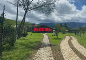 Foto 1 de Fazenda/Sítio com 2 Quartos à venda, 200m² em , Monteiro Lobato