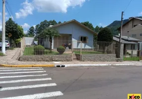 Foto 1 de Sobrado com 8 Quartos à venda, 718m² em Centro, Picada Café