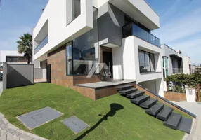 Foto 1 de Casa de Condomínio com 3 Quartos à venda, 360m² em Boa Vista, Curitiba