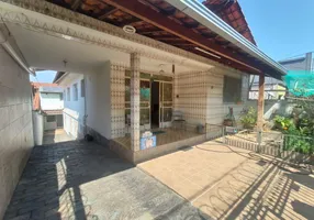 Foto 1 de Casa com 4 Quartos à venda, 200m² em Vila Pérola, Contagem