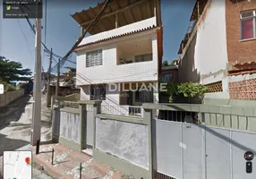 Foto 1 de Sobrado com 8 Quartos à venda, 210m² em Barreto, Niterói