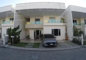 Foto 1 de Casa de Condomínio com 3 Quartos à venda, 230m² em Parque Manibura, Fortaleza