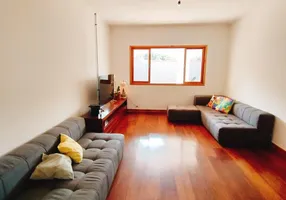 Foto 1 de Casa com 3 Quartos para venda ou aluguel, 275m² em Butantã, São Paulo