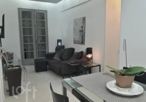 Foto 1 de Apartamento com 2 Quartos à venda, 56m² em Leblon, Rio de Janeiro