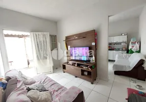 Foto 1 de Casa com 4 Quartos à venda, 130m² em Planalto, Uberlândia