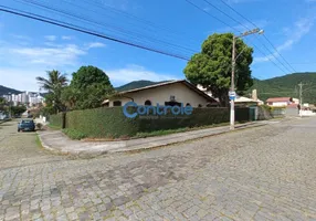 Foto 1 de Casa com 5 Quartos à venda, 240m² em Itacorubi, Florianópolis