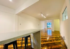 Foto 1 de Apartamento com 2 Quartos à venda, 127m² em Rio Branco, Porto Alegre