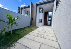 Foto 1 de Casa com 4 Quartos à venda, 150m² em Sapiranga, Fortaleza