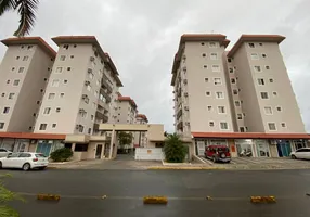 Foto 1 de Apartamento com 3 Quartos à venda, 68m² em Floresta, Joinville