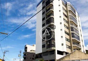 Foto 1 de Apartamento com 3 Quartos à venda, 150m² em Cajueiros, Macaé