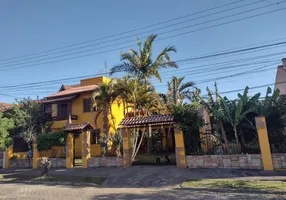 Foto 1 de Casa com 5 Quartos à venda, 693m² em Hípica, Porto Alegre