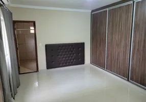 Foto 1 de Casa com 3 Quartos à venda, 240m² em Setor Habitacional Arniqueira, Brasília