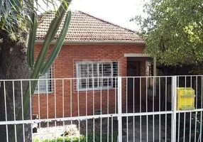 Foto 1 de Casa com 3 Quartos à venda, 82m² em Teresópolis, Porto Alegre