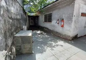 Foto 1 de Casa com 4 Quartos para alugar, 300m² em Boqueirão, Santos