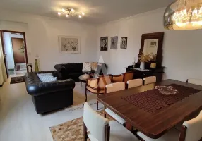 Foto 1 de Apartamento com 3 Quartos à venda, 140m² em América, Joinville