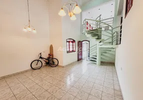 Foto 1 de Casa com 4 Quartos à venda, 220m² em Vila Bertini, Americana