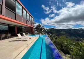 Foto 1 de Casa de Condomínio com 5 Quartos à venda, 440m² em Vila  Alpina, Nova Lima