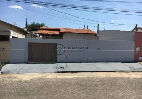 Foto 1 de Casa com 3 Quartos à venda, 112m² em Residencial Aquarios, Goiânia