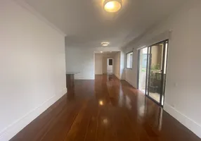 Foto 1 de Apartamento com 3 Quartos para venda ou aluguel, 220m² em Itaim Bibi, São Paulo