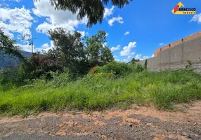 Foto 1 de Lote/Terreno à venda, 300m² em Marajó I, Divinópolis