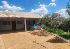 Foto 1 de Casa com 3 Quartos à venda, 177m² em Vila Xavier, Araraquara