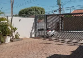 Foto 1 de Casa com 4 Quartos à venda, 480m² em Jardim América, Bauru