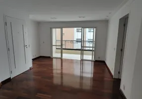 Foto 1 de Apartamento com 3 Quartos para alugar, 105m² em Moema, São Paulo