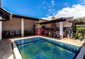 Foto 1 de Casa com 4 Quartos à venda, 300m² em Praia do Tombo, Guarujá