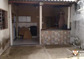 Foto 1 de Casa com 4 Quartos à venda, 238m² em Vila São Vicente, Uberaba