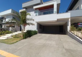 Foto 1 de Casa de Condomínio com 5 Quartos à venda, 357m² em Jardins Valencia, Goiânia