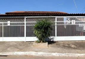 Foto 1 de Casa com 2 Quartos à venda, 100m² em Taguatinga Sul, Brasília