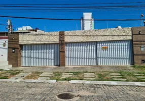 Foto 1 de Casa com 4 Quartos à venda, 300m² em Lagoa Nova, Natal